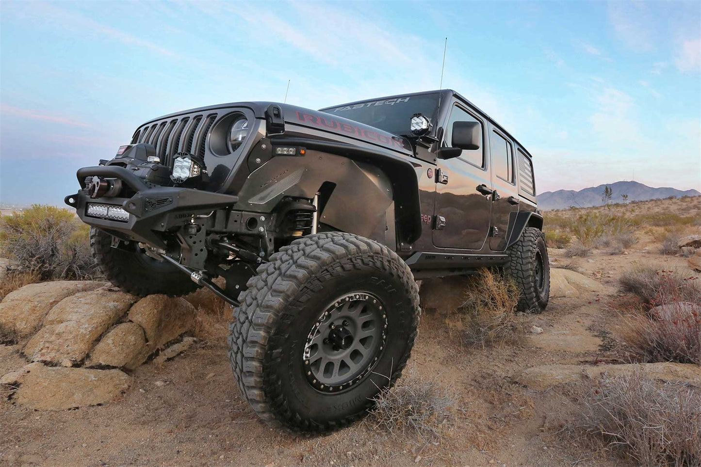 Fabtech 20-21 Jeep JL/JT 6 Cyl 4WD (w/Fabtech Tube Fenders) Inner Front Fender System K4187