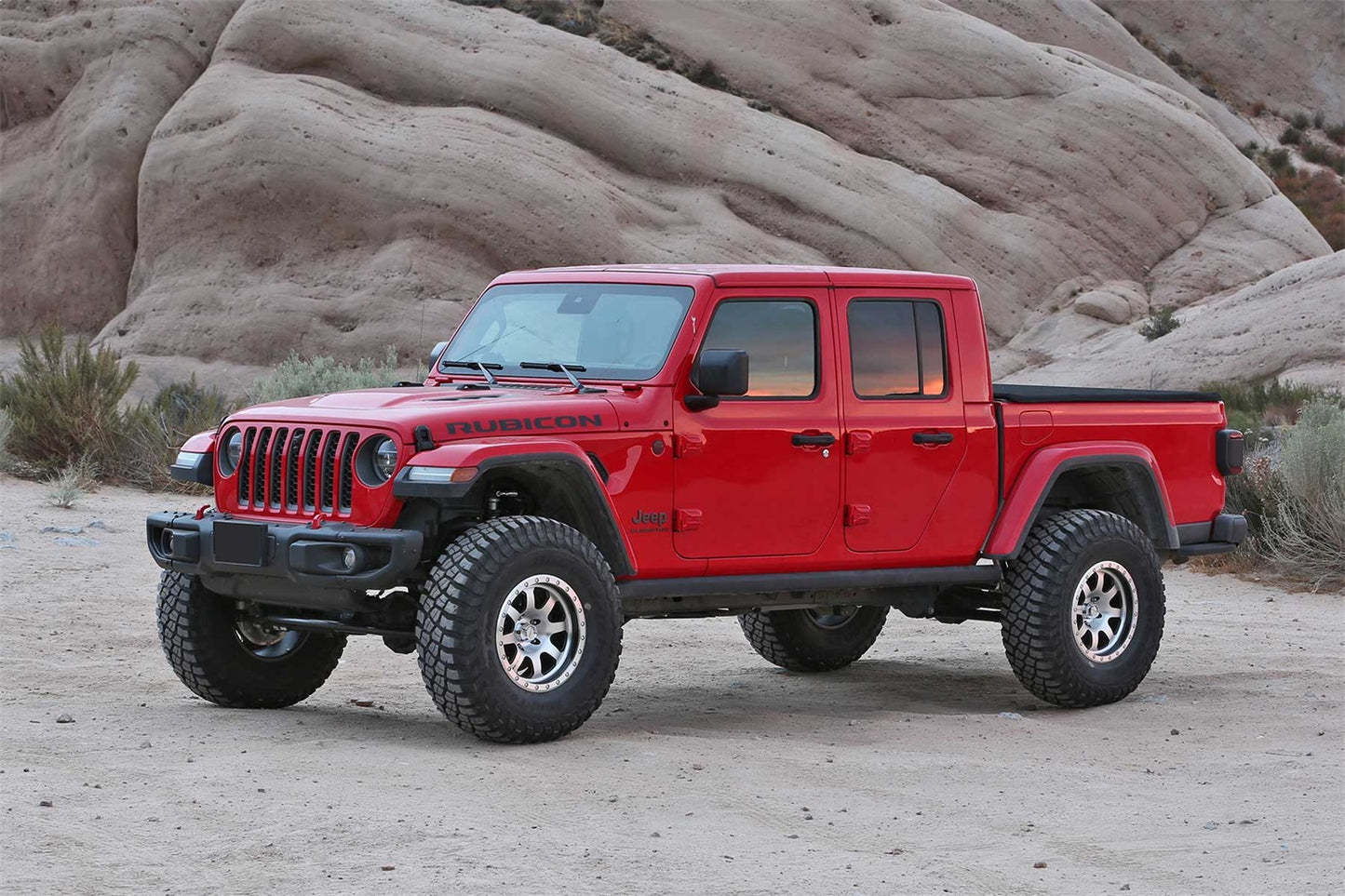 Fabtech 20-22 Jeep JT 4WD Gas 3in Trail w/DLSS 2.5 Coilover Resi & RR DLSS K4217DL