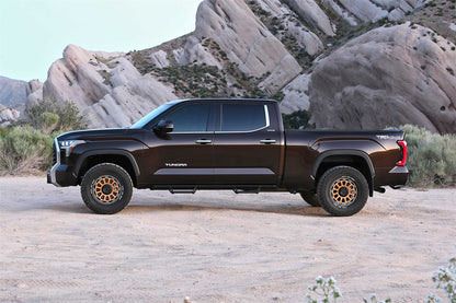 Fabtech 2022 Toyota Tundra 3in Uniball UCA Lift Kit  Front Shock Spacers & Rear Coil Spring Space K7086