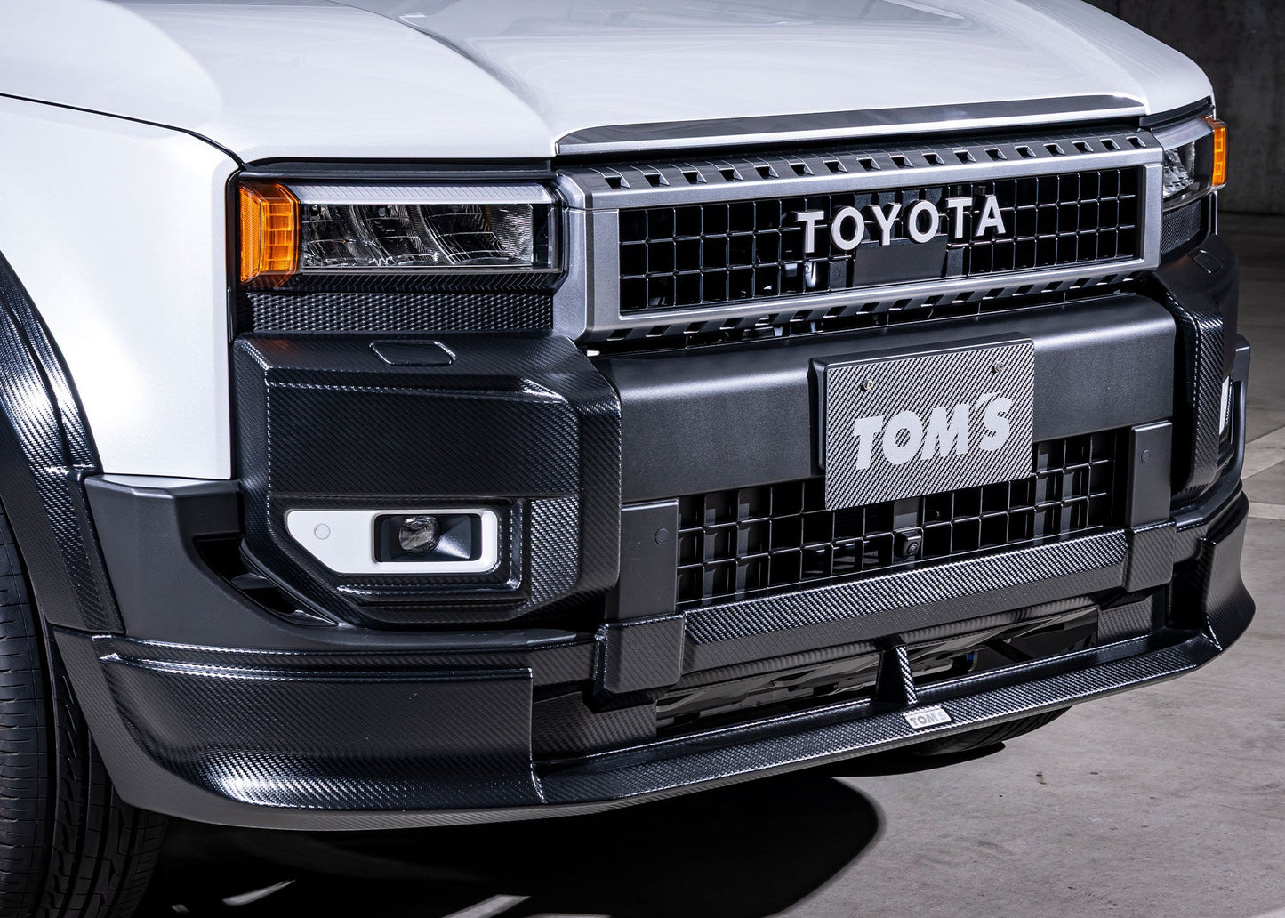 TOM'S Racing Toyota Land Cruiser LC250 (2024+) - Side Bumper Garnish