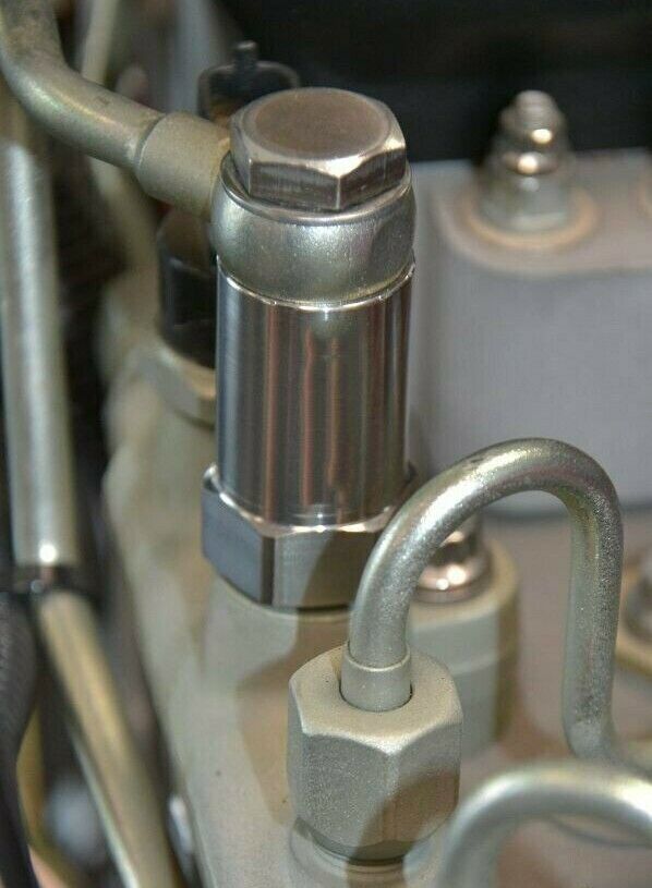 PrivateLabelMfg Precision Works Fuel Rail Plug For 03 - 07 Dodge Ram