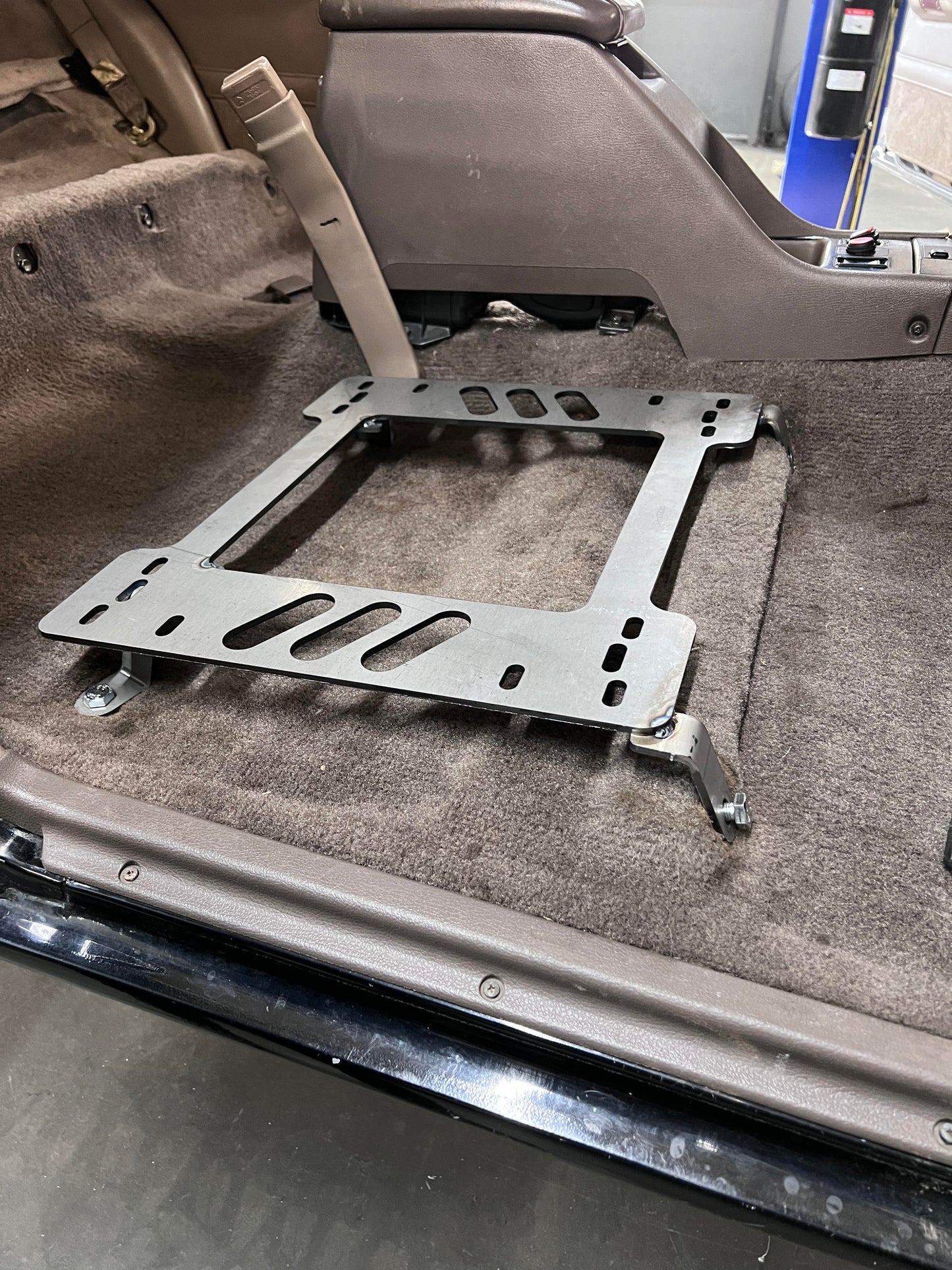 Planted Technology Seat Bracket- Toyota 4Runner [2nd Generation / N120/N130 Chassis] (1990-1995) - Passenger / Right