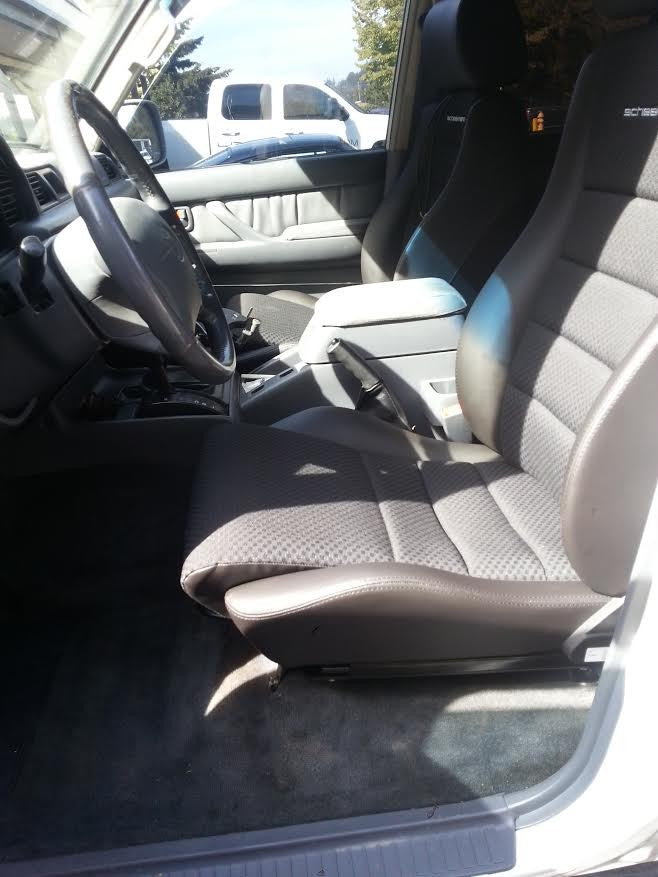 Planted Technology Seat Bracket- Toyota Land Cruiser 80 Series [J80] (1990-1997) - Driver / Left