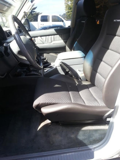 Planted Technology Seat Bracket- Toyota Land Cruiser 80 Series [J80] (1990-1997) - Driver / Left