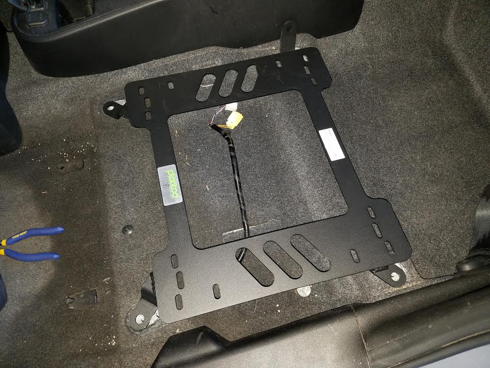 Planted Technology Seat Bracket- Mazda 2 (2007-2014) - Driver / Left