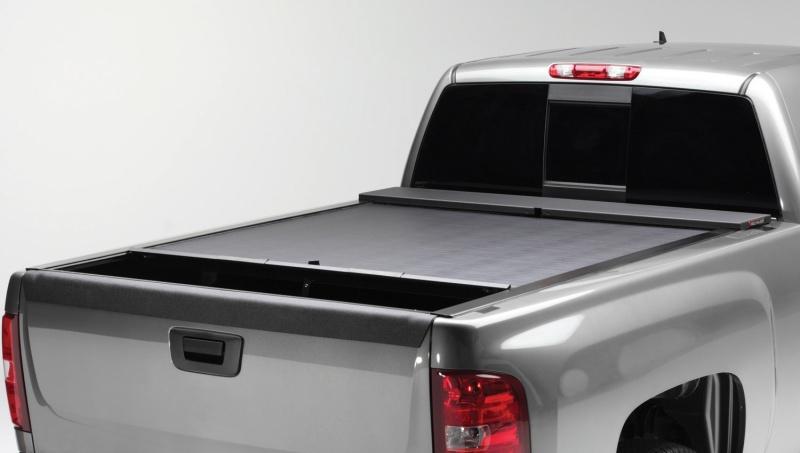 Roll-N-Lock 88-98 Chevy Silverado/Sierra SB 77-1/4in M-Series Retractable Tonneau Cover LG200M Main Image