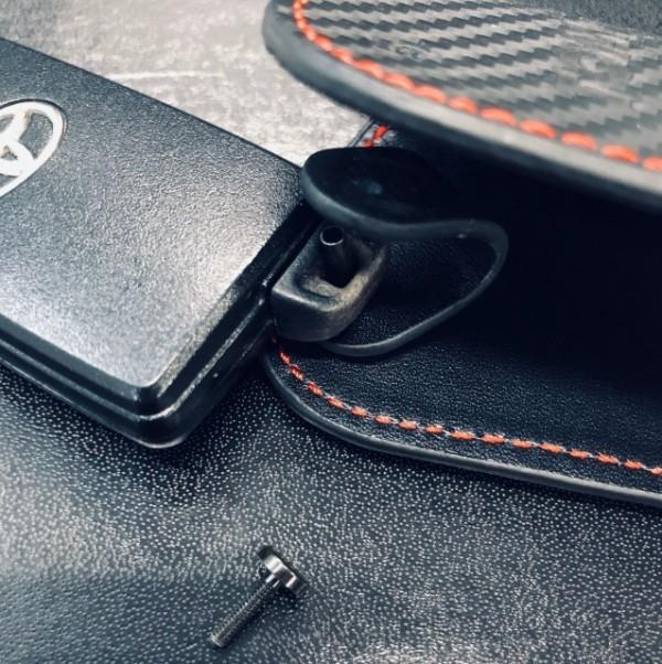 Apexi TOM'S Racing- Carbon Style Smart Key Case