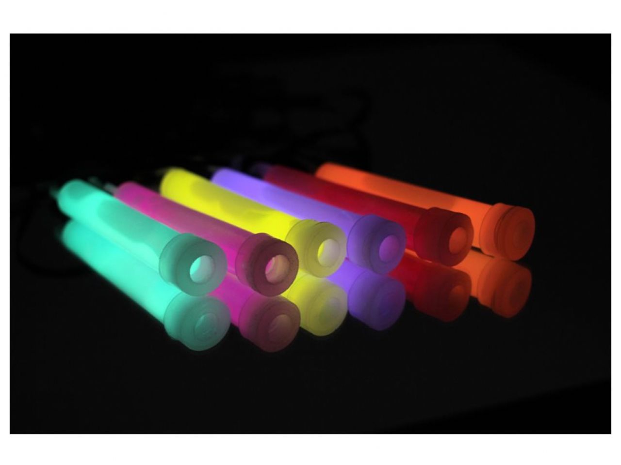 Camco Light Sticks - 6 Pack Bilingual