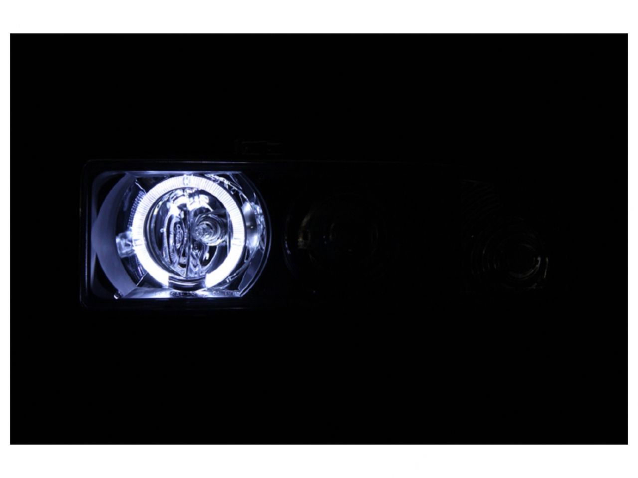 Anzo 1998-2005 Chevrolet S-10 Projector Headlights w/ Halo Black