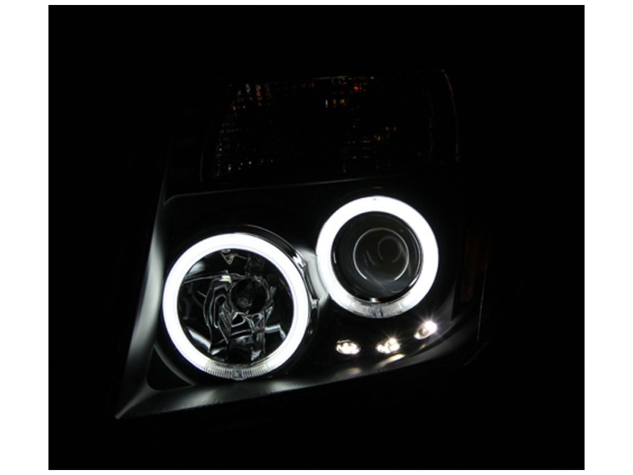 Anzo 2005-2008 Nissan Frontier Projector Headlights w/ Halo Black