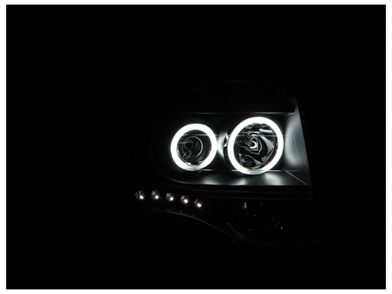 Anzo 2007-2014 Ford Expedition Projector Headlights w/ Halo Black