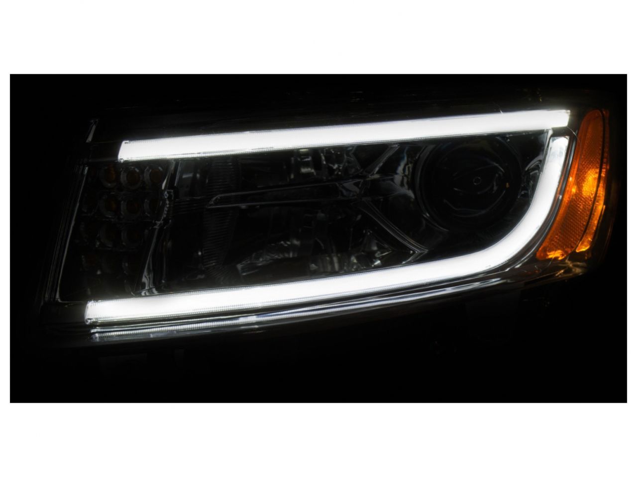 Anzo 2014-2015 Jeep Grand Cherokee Projector Headlightsw/Plank Style Design