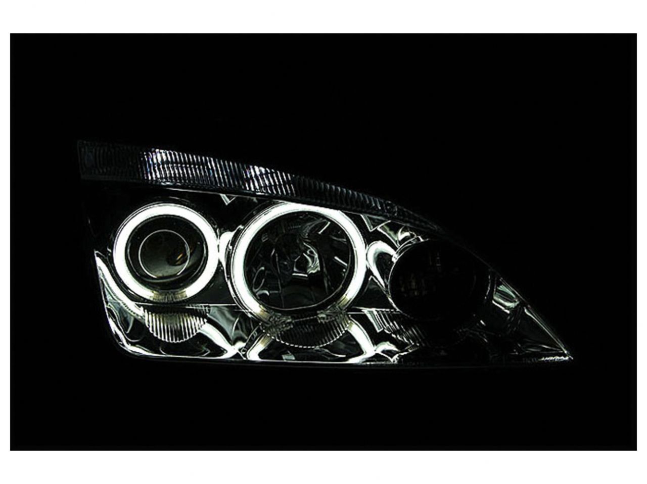 Anzo 2005-2007 Ford Focus Projector Headlights w/ Halo Chrome (CCFL)