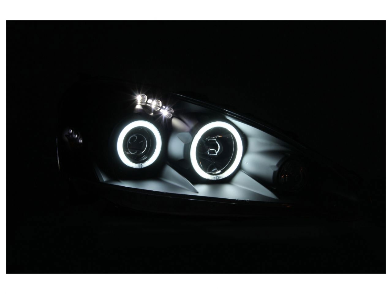 Anzo 2005-2006 Acura Rsx Projector Headlights w/ Halo Black