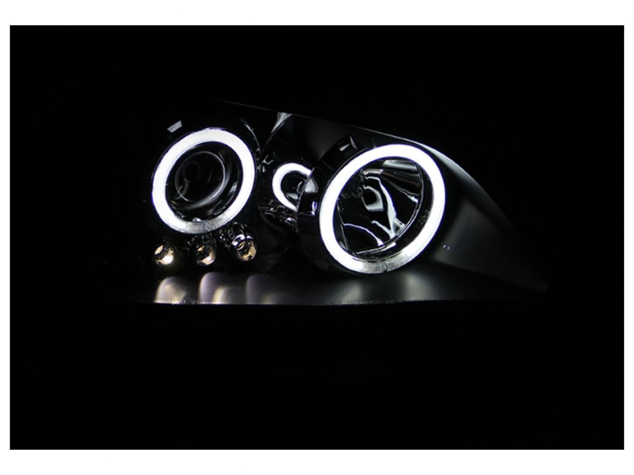 Anzo 2001-2005 Lexus Is300 Projector Headlights w/ Halo Black