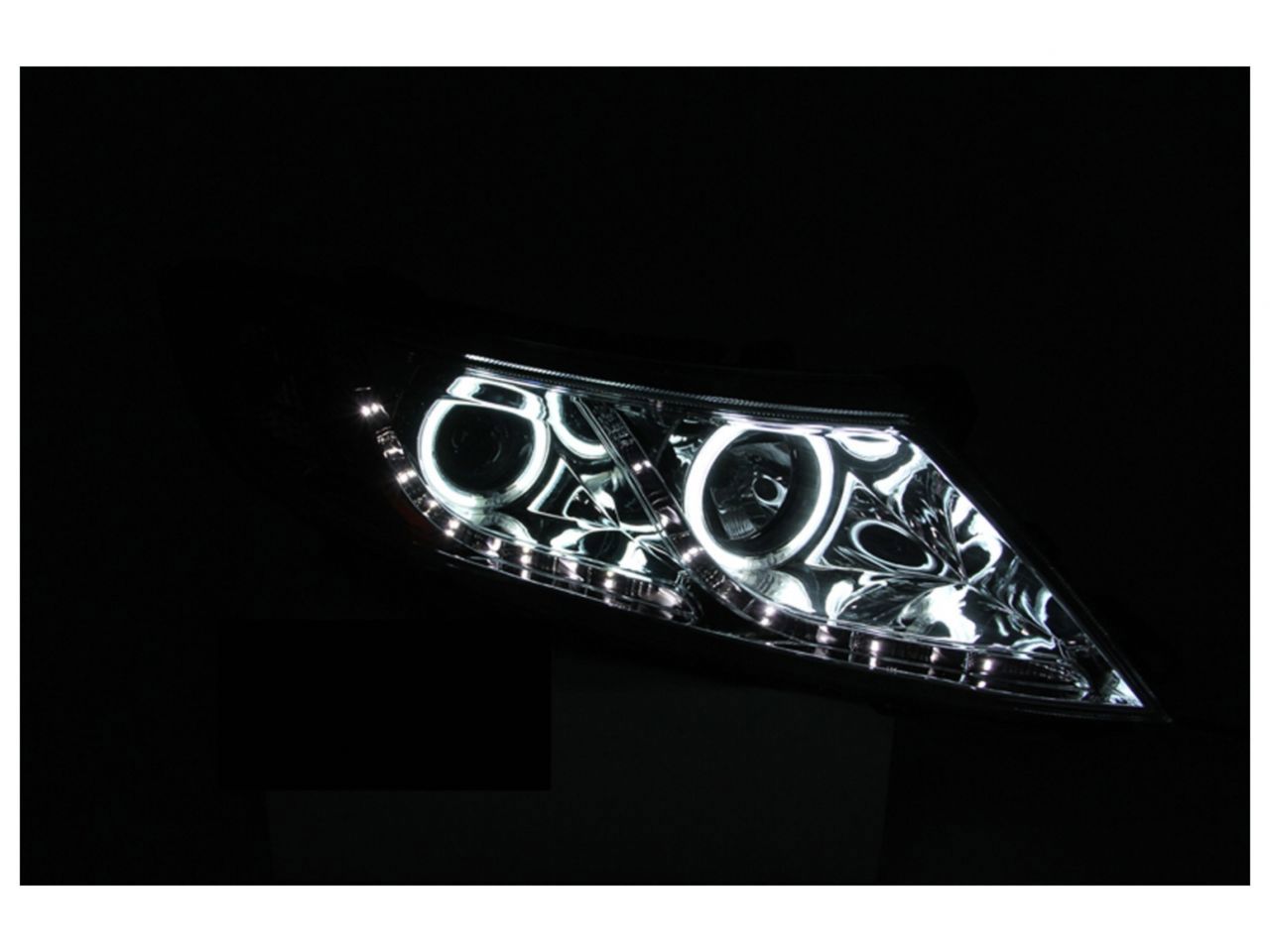 Anzo 2011-2013 Kia Optima Projector Headlights w/ Halo Chrome (CCFL)