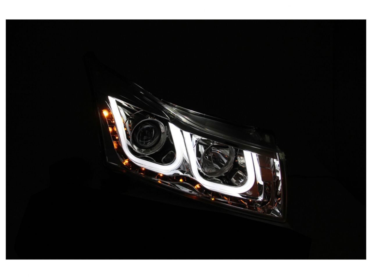 Anzo 2011-2015 Chevrolet Cruze Projector Headlights w/ U-Bar Chrome