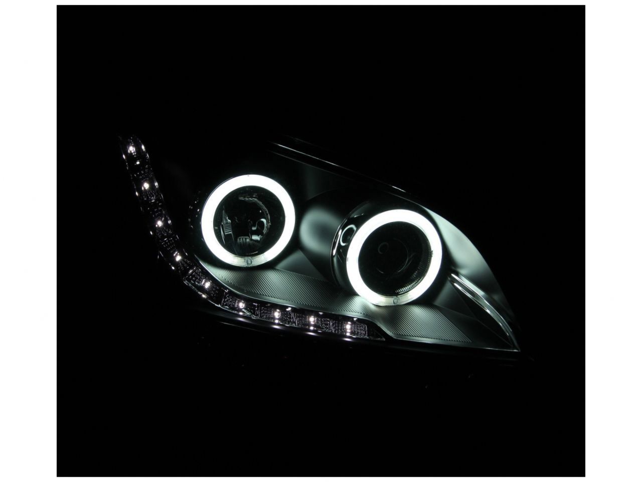 Anzo 2010-2011 Kia Soul Projector Headlights w/ Halo Black (CCFL)