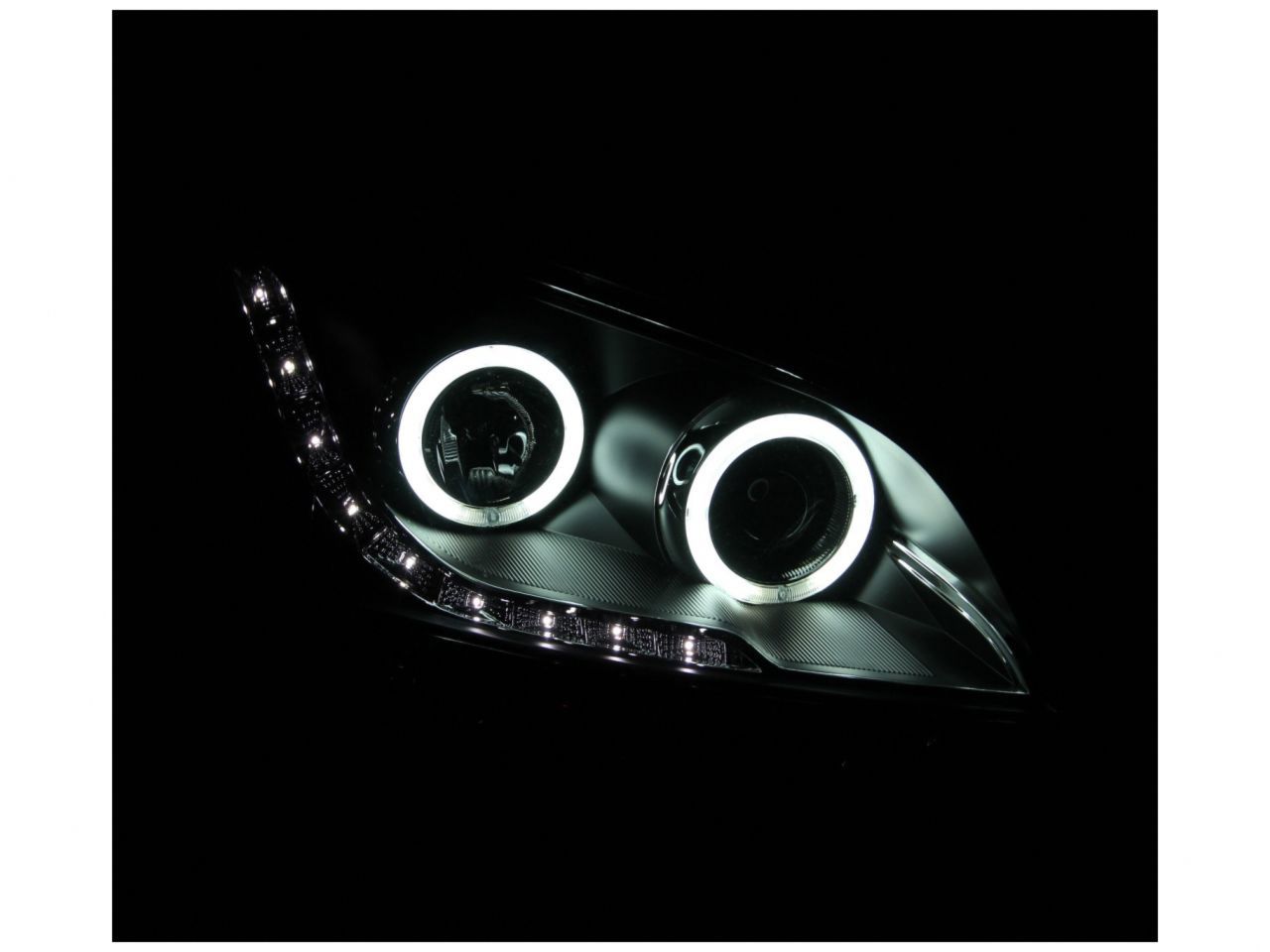 Anzo 2010-2011 Kia Soul Projector Headlights w/ Halo Chrome (CCFL)