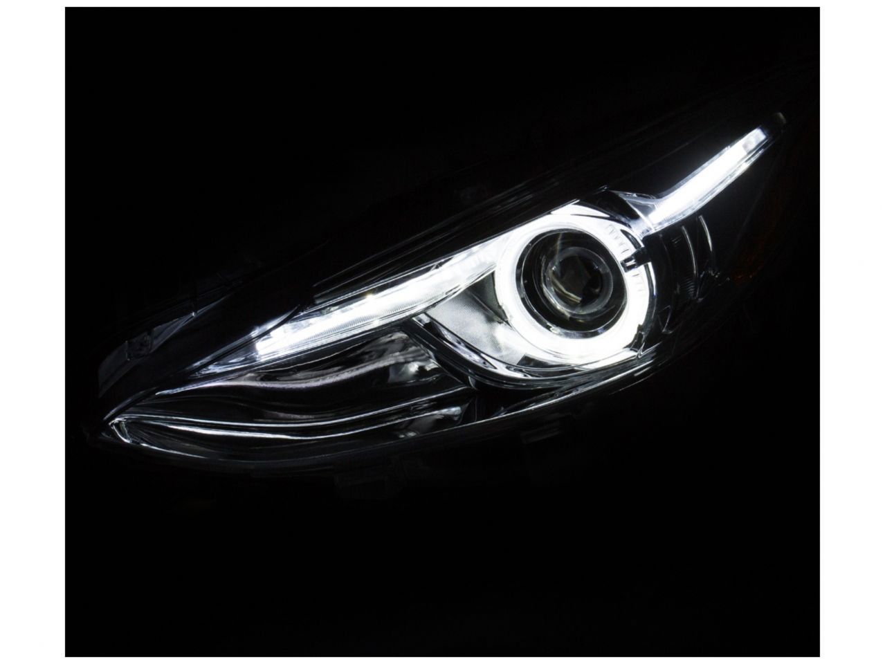 Anzo Projector Headlights With Halo Chrome w/Amber 14-17 Mazda 3