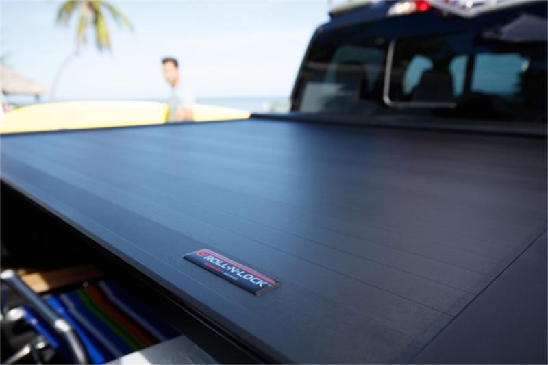 Roll-N-Lock 15-17 Chevy Silverado/Sierra 2500/3500 77-3/8in E-Series Retractable Tonneau Cover RC221E Main Image