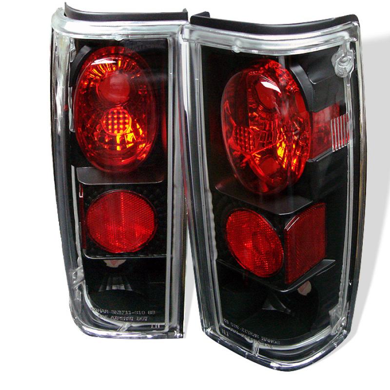 Spyder Chevy S10/S10 Blazer 82-93/GMC Jimmy 82-94 Euro Style Tail Lights Black ALT-YD-CS1082-BK 5001832 Main Image