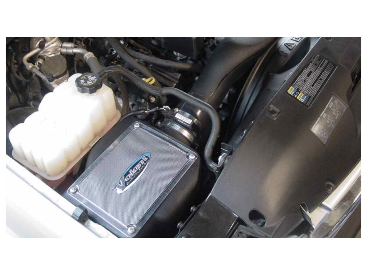 Volant 01-06 Chevrolet Avalanche 2500 8.1 V8 PowerCore Closed Box Air Intake