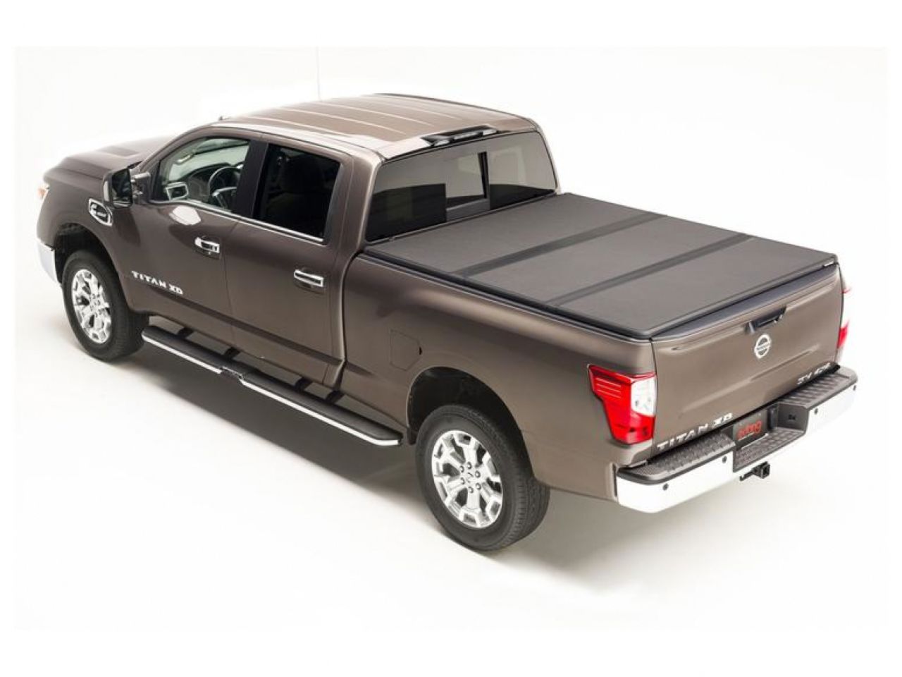 Extang Nissan Titan (5 ft 6 in) 2017-19 (with rail system)