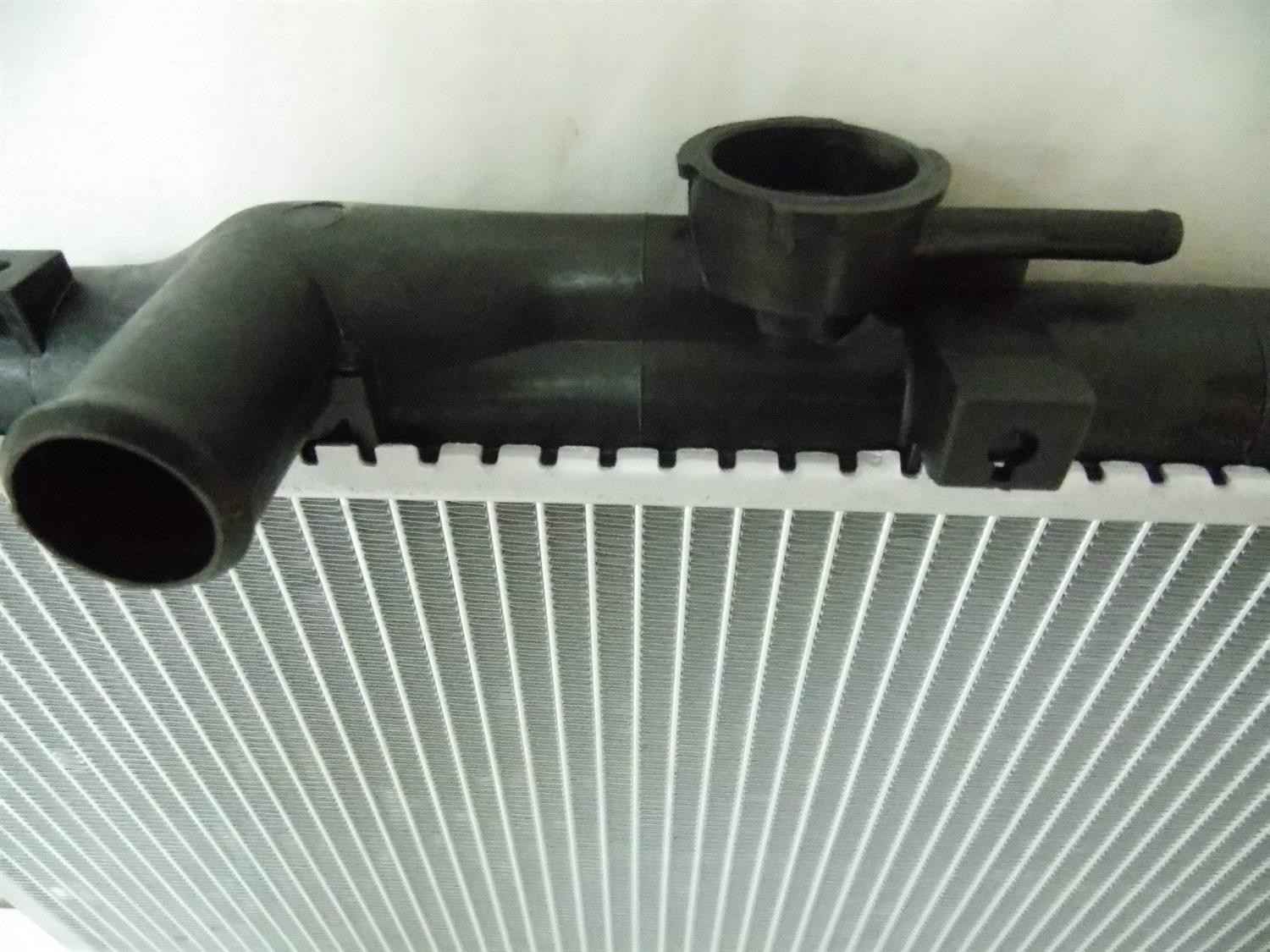 pro parts radiator  frsport 05-r1319