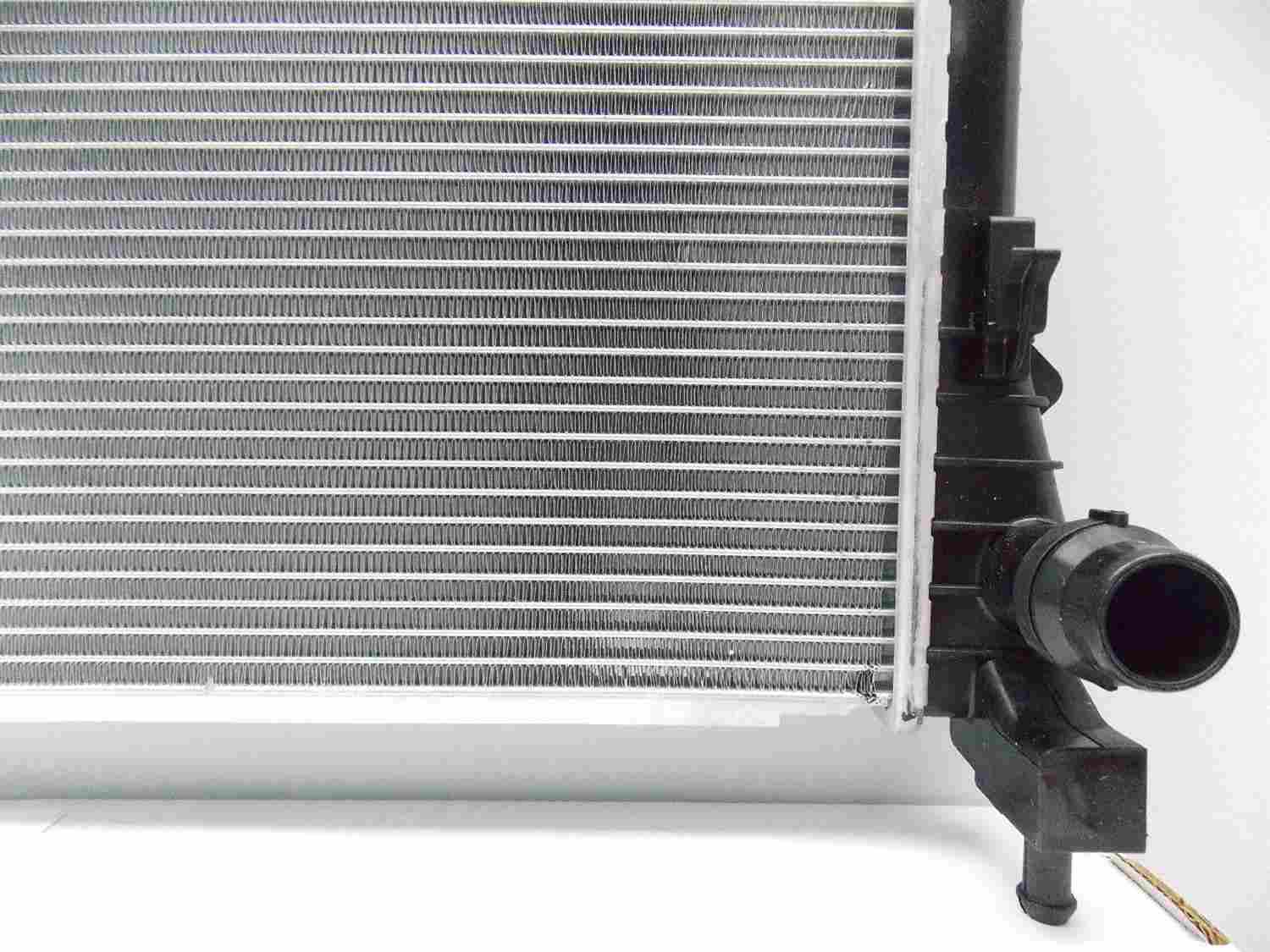 pro parts radiator  frsport 05-r13245