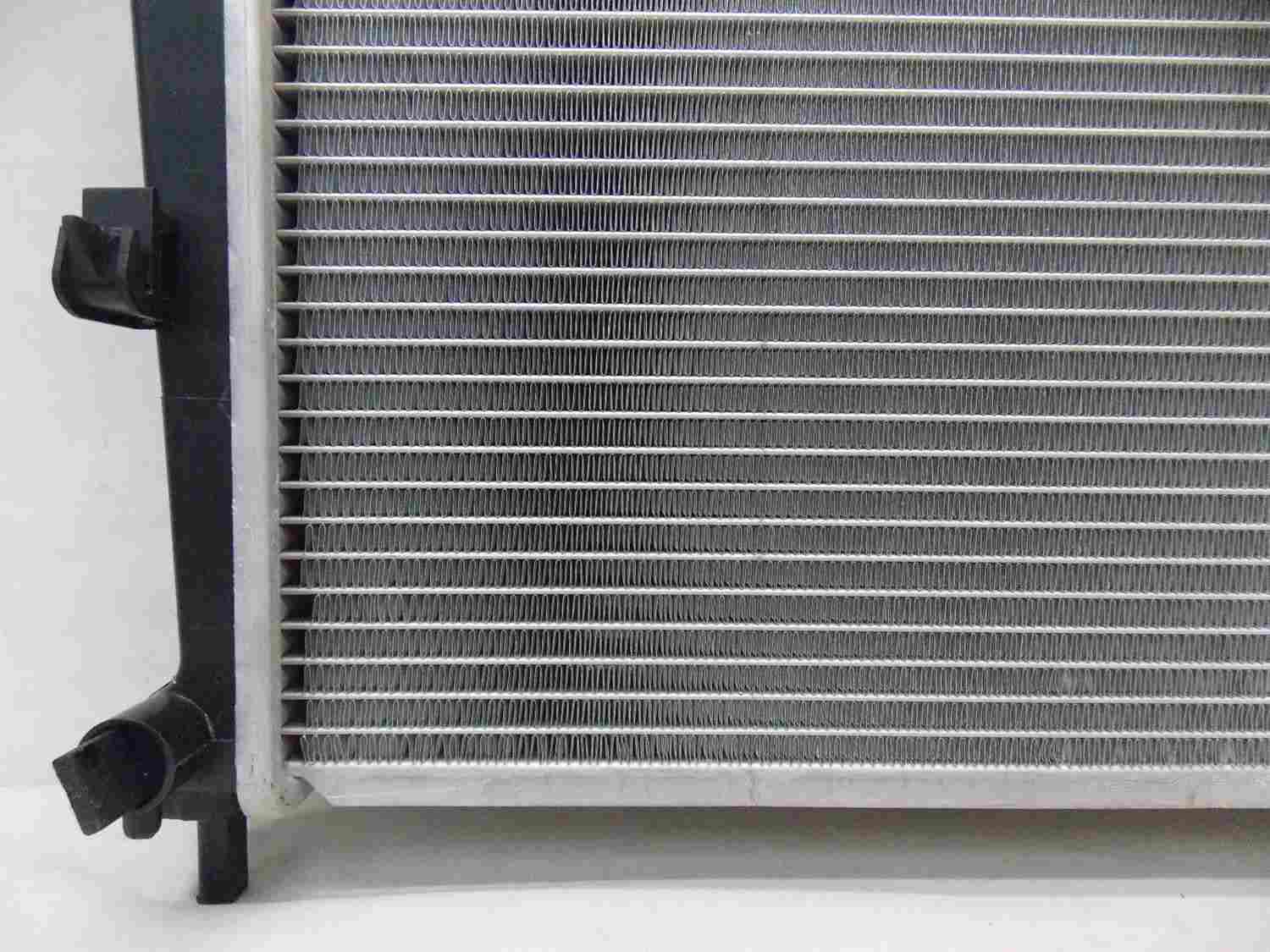 pro parts radiator  frsport 05-r2481