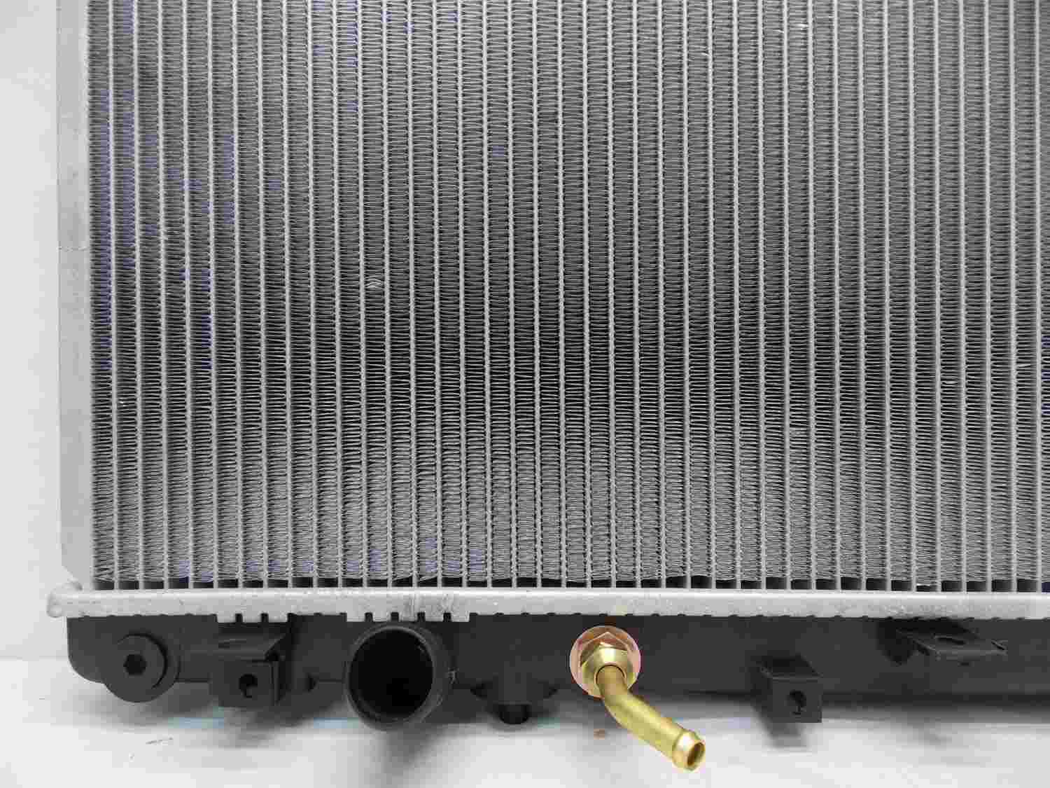 pro parts radiator  frsport 05-r2740