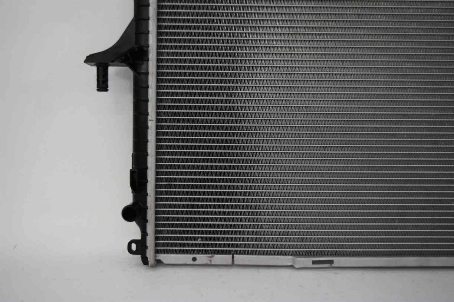 pro parts radiator  frsport 05-r2756