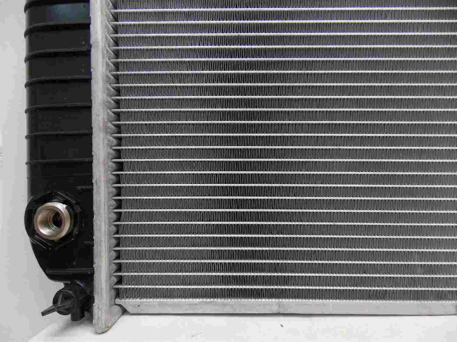 pro parts radiator  frsport 05-r2791