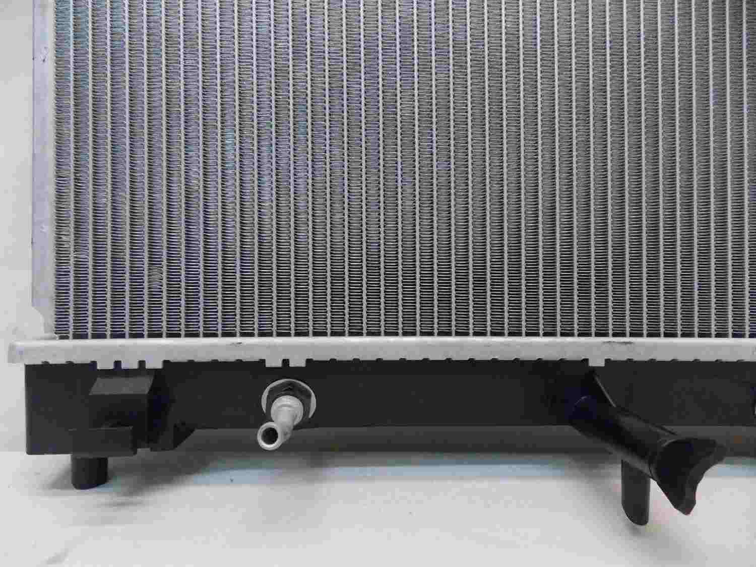 pro parts radiator  frsport 05-r2890