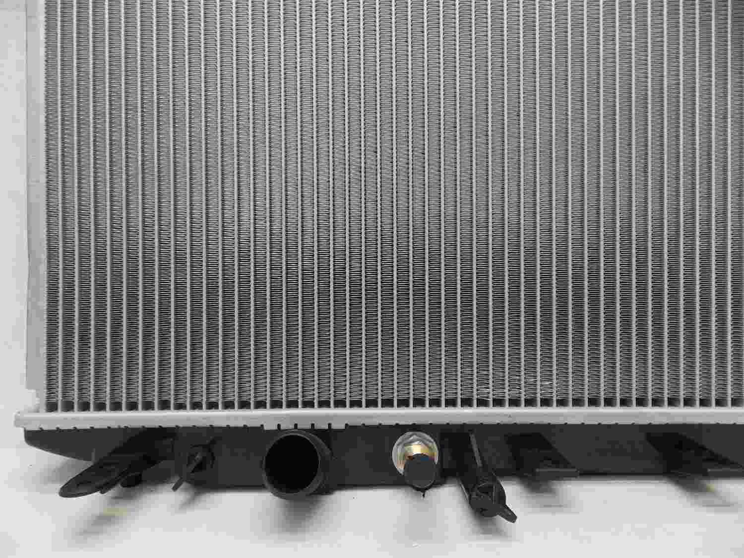 pro parts radiator  frsport 05-r2923