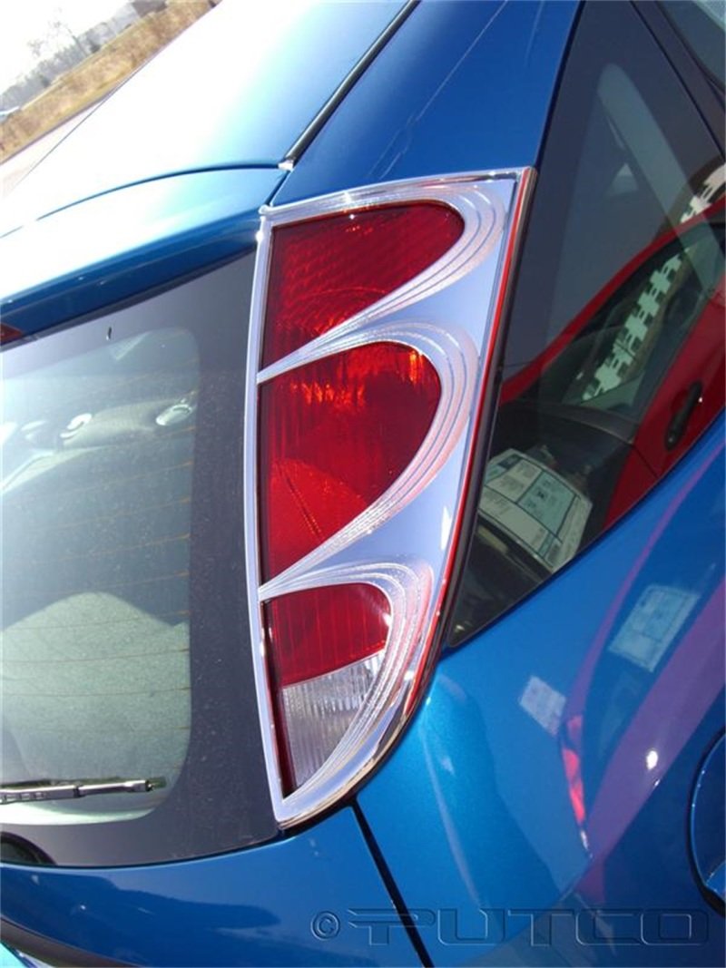 Putco 00-04 Ford Focus - will Only Fit the Hatchback Tail Light Covers 400848 Main Image