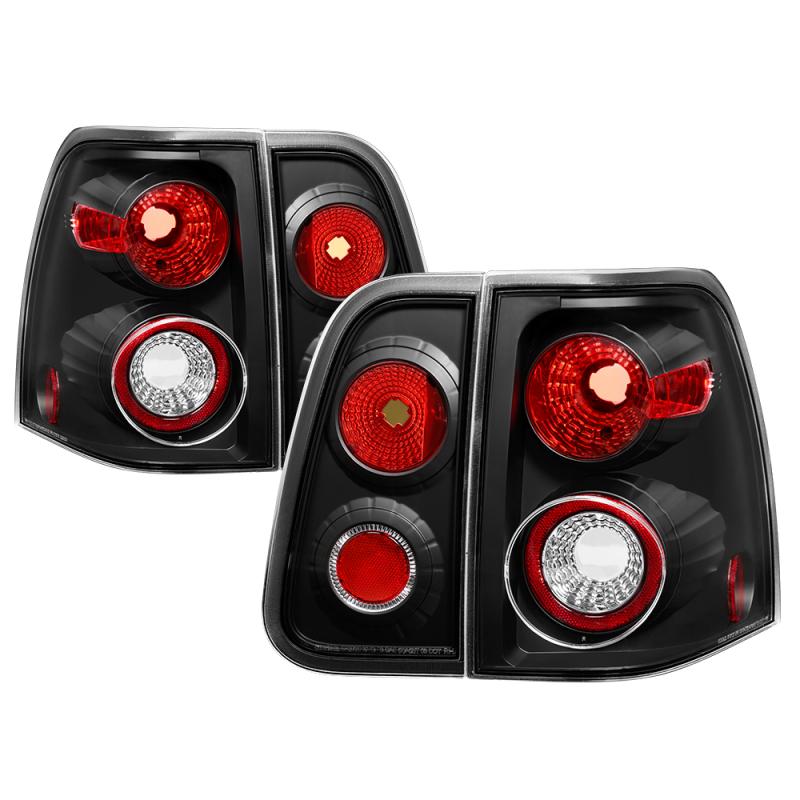 Spyder Lincoln Navigator 03-06 Euro Style Tail Lights Black ALT-YD-LN03-BK 5005946 Main Image