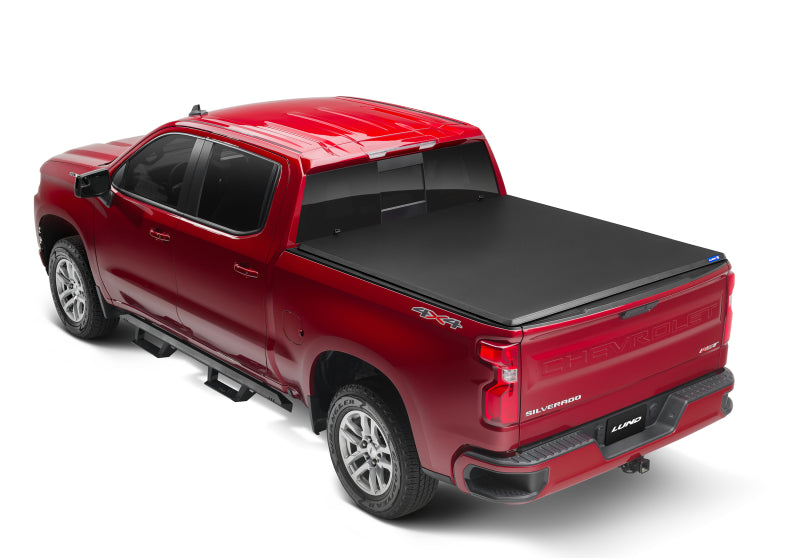 Lund 07-13 Chevy Silverado 1500 Fleetside (5.8ft. Bed) Hard Fold Tonneau Cover - Black 969155