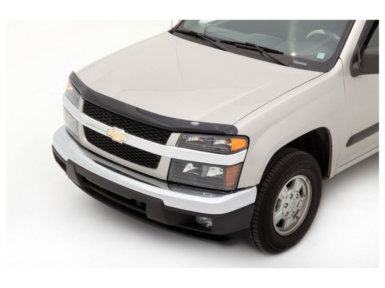 Auto Ventshade Hoodflector Dark Smoke Hood Shield for 2004-2012 Chevrolet Colorado