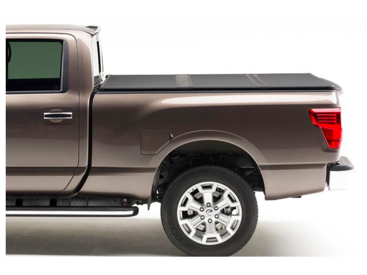 Extang Solid Fold 2.0 - Nissan Titan (6.5') 04-15 (w/ Rail System)