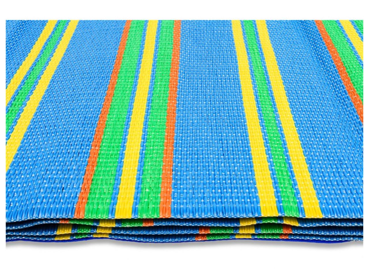 Camco Handy Mat w / Strap - Blue / Green Stripes, 72"x108" Bilingual