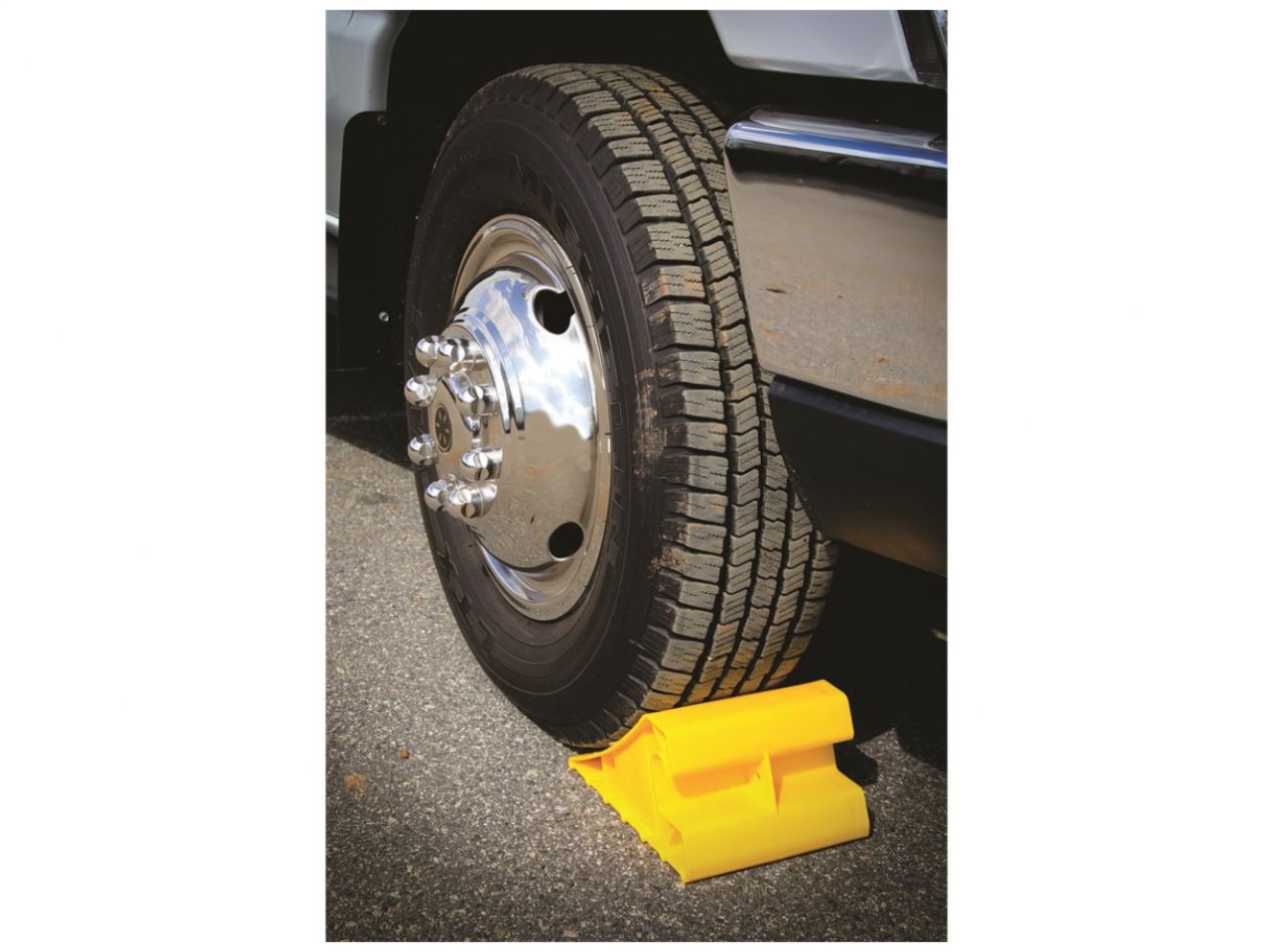 Camco Super Wheel Chock - Yellow Bilingual