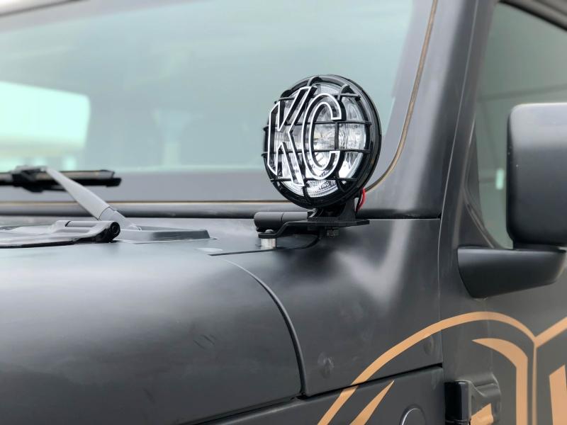 KC HiLiTES Jeep JL/JT A-Pillar Mount Light Kit w/Apollo Pro Halogen Lights 100w Spread Beam - Black 97114 Main Image
