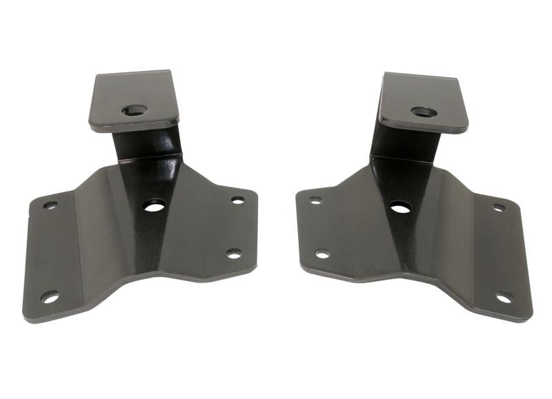 MaxTrac 99-06 GM C1500 2WD (Non SS/Long Bed) 2in Rear Lowering Hangers 420920 Main Image