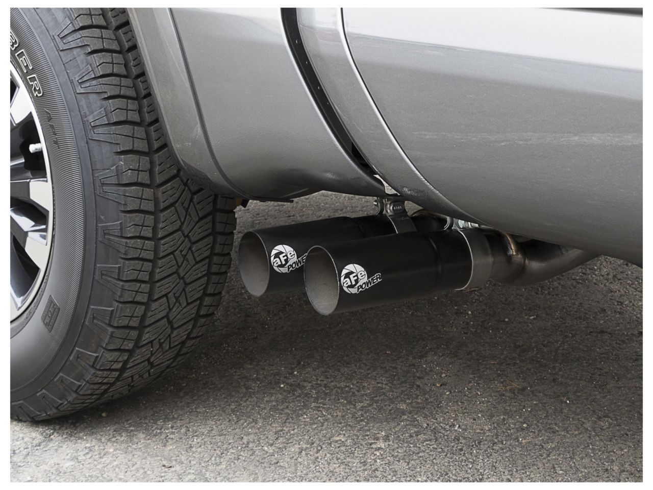 aFe Rebel Series 2-1/2" Cat-Back Exhaust System w/ Black Tip Nissan Titan