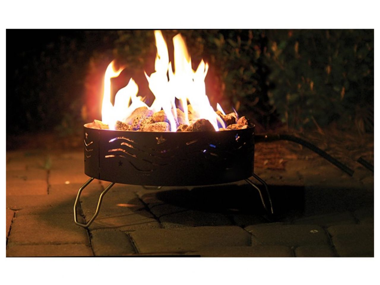 Camco Portable Campfire - W / 8' Hose And Regulator, 14.5" Dia