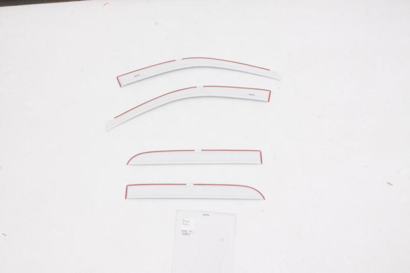 AVS 15-18 Dodge RAM 1500 Crew Cab Ventvisor Color Match Window Deflectors 4pc - Bright White CC 994004-PW7 Main Image