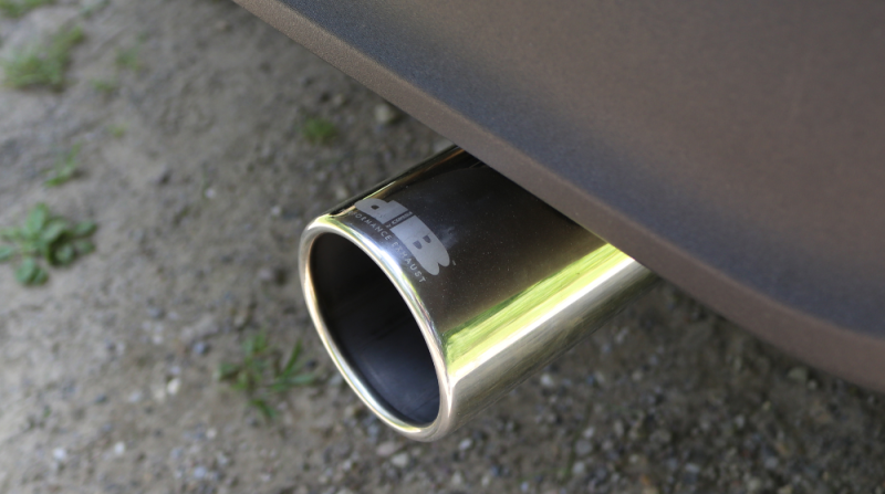 Corsa 18+ Jeep Wrangler JL 2.5in Dual Rear Exit Polished Tips Touring Axle-Back Exhaust 21016 Main Image