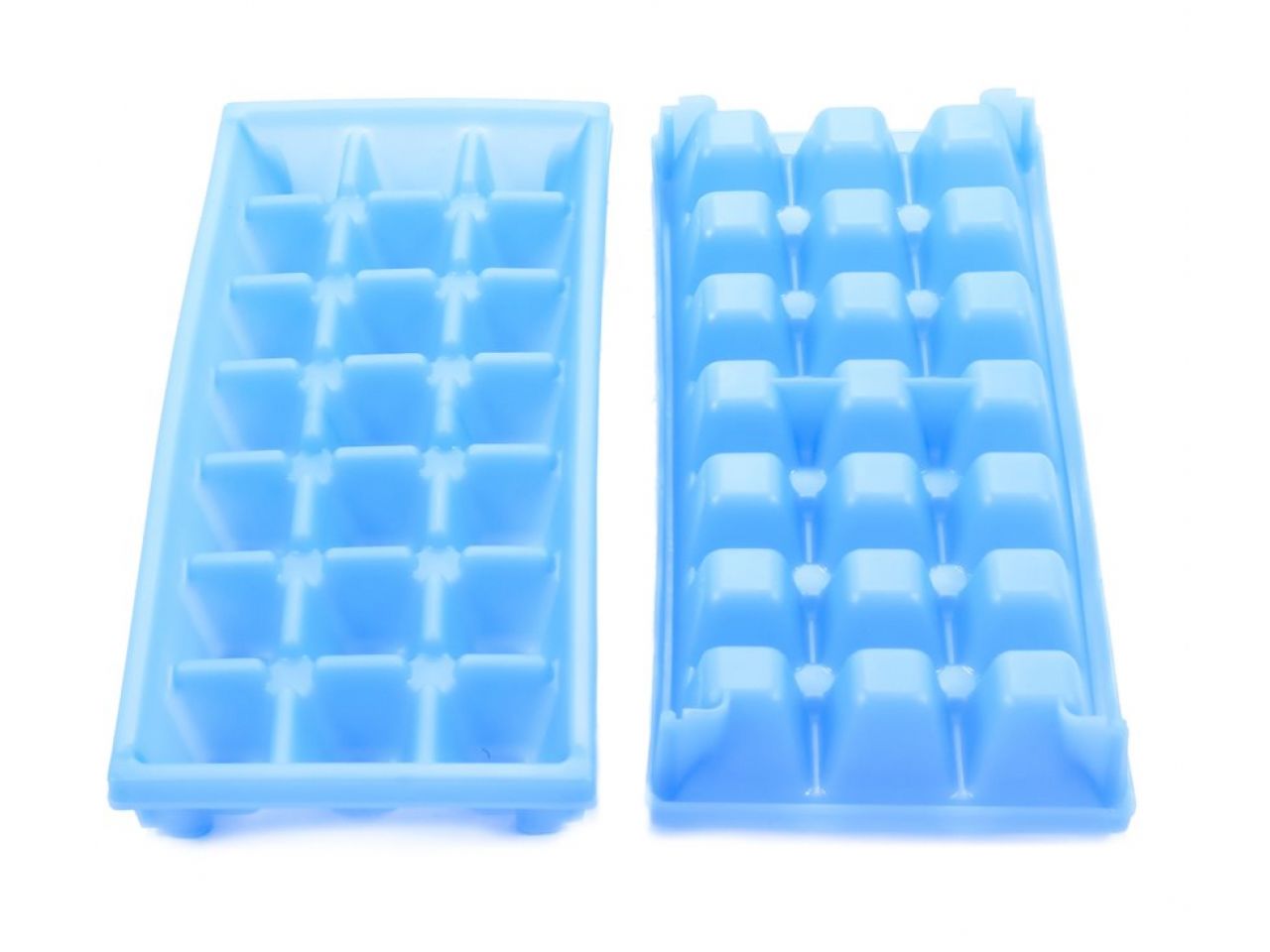 Camco Mini Ice Cube Trays - 2 Pack 9" x 4" x 1" Bilingual